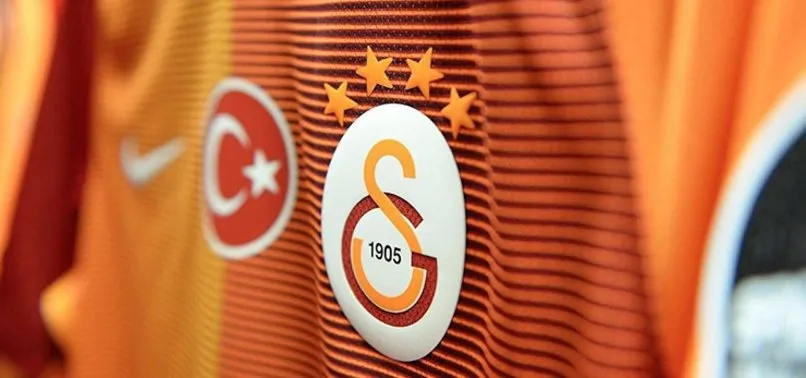 Galatasaray'da 2 isimle daha yollar ayrıldı