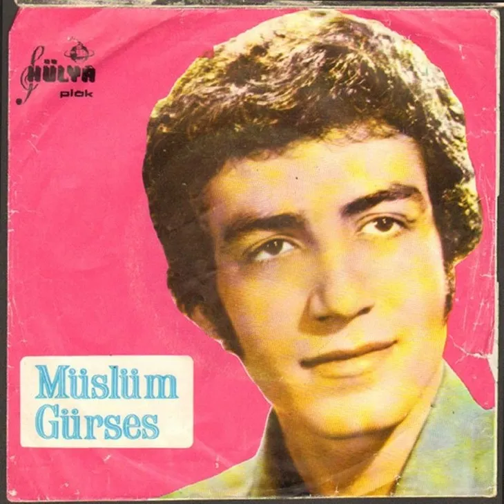 Müslüm Gürses’in bilinmeyen fotoğrafları! Müslüm Gürses kaç yaşında neden öldü? İşte detaylar…