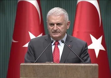 Başbakan'dan gençlere önemli mesajlar