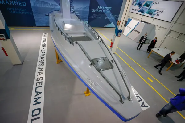 Son dakika: Düşmanlara korku salacak! Türkiye’nin yerli ve milli silahlı insansız deniz aracı denizlere iniyor! İHA’lar havadan onlar denizden vuracak