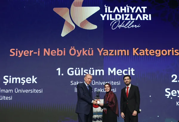 Başkan Erdoğan’dan Kılıçdaroğlu’na başörtüsü çağrısı: Samimiysen anayasa değişikliğini yapalım