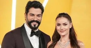 Burak Özçivit ve Fahriye Evcen sosyal medyada ilgi odağı oldu! Oğullarıyla etkinliğe katıldılar