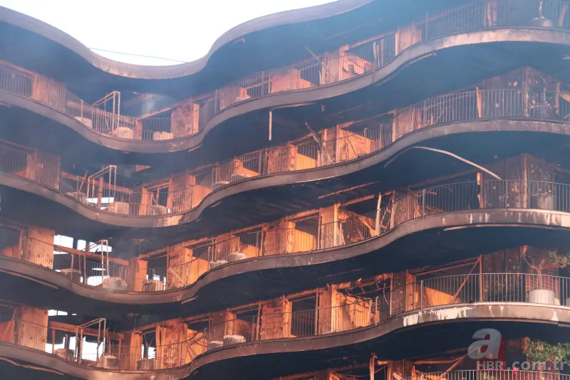 İzmir'de 8 katlı binada büyük yangın! 7 saatin ardından kontrol altına alındı 20