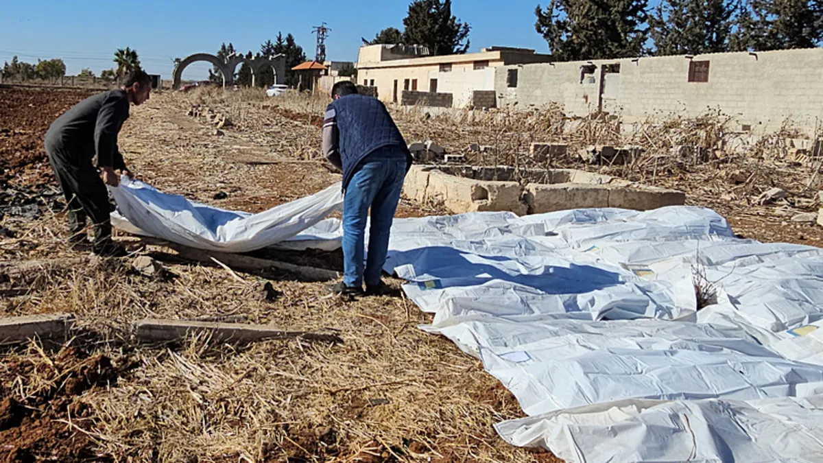 Suriye'de korkunç keşif! Esad rejiminin karanlık izleri: 12'den fazla toplu mezar bulundu