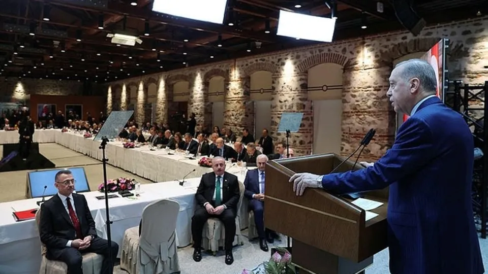 Türkiye Ulusal Risk Kalkanı Modeli'nin ilk toplantısına katılan akademisyenler konuştu: Cumhurbaşkanımız ciddi bir şekilde olayı sahiplendi