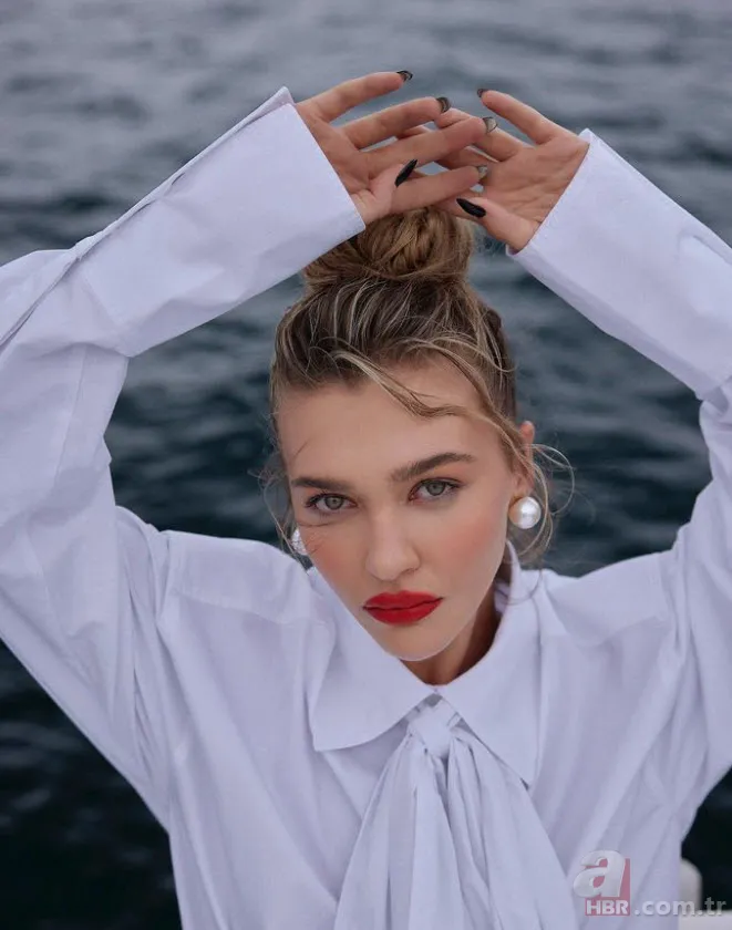 Melisa Döngel annesini paylaştı beğeni yağdı! Güzelliği ondan miras 1