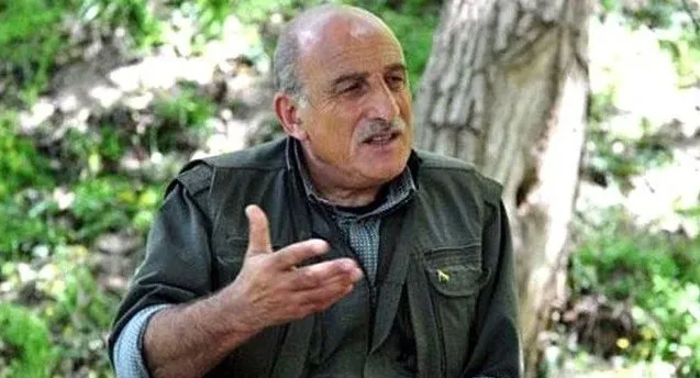 pkk-elebasi-duran-kalkanin-korumasi-emrah-adiguzel-nasil-yakalandi-mit-nokta-operasyonu-nasil-gerceklestirdi-1638517416780.jpg PKK elebaşı Duran Kalkan'ın koruması Emrah Adıgüzel nasıl yakalandı? MİT nokta operasyonu nasıl gerçekleştirdi? - 1