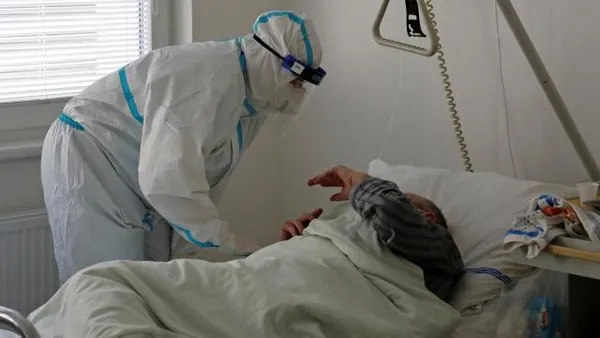 Sağlık Bakanlığı duyurdu! 2 il risk haritasında kırmızı dönmeye başladı! Aylar sonra bir ilk...