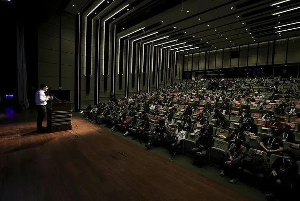 Türkiye'de bir ilk! NFT dersi Cumhurbaşkanlığı Millet Kütüphanesi'nde verildi - 1