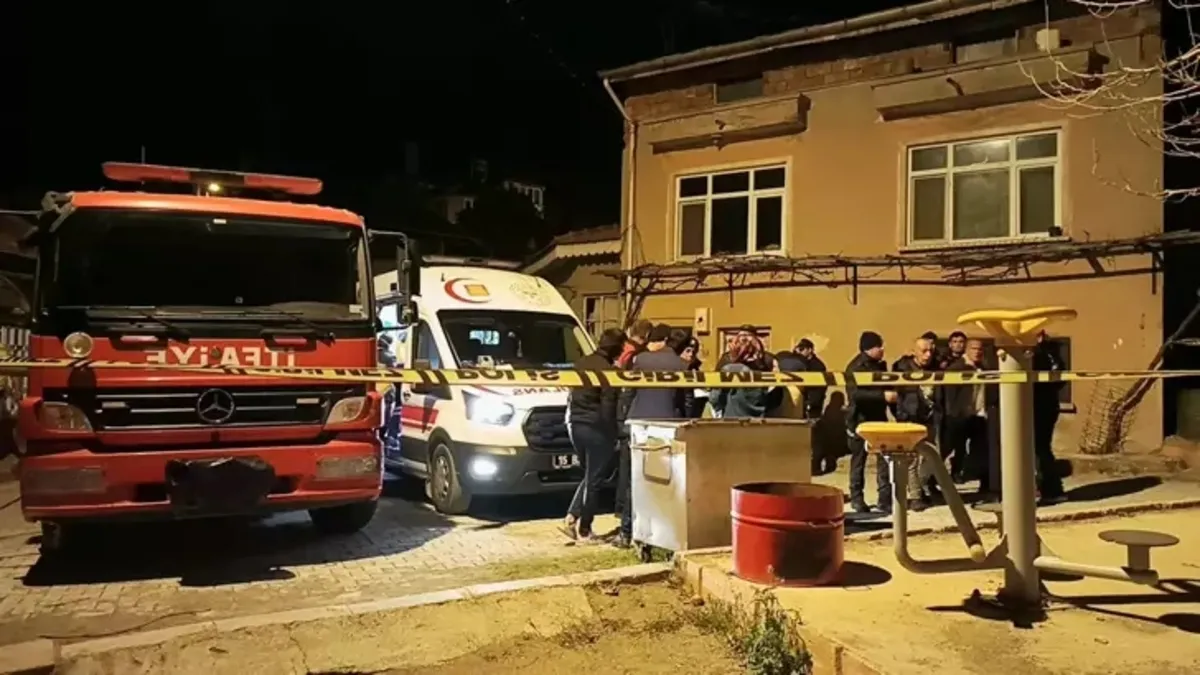 Evde yanmış cansız bedeni bulundu