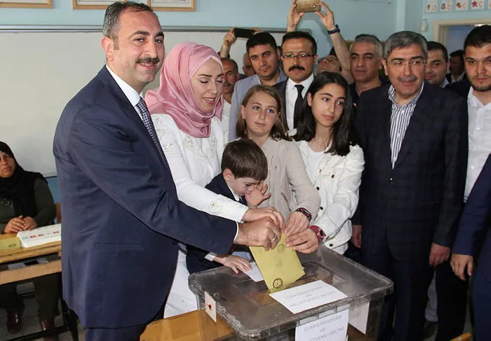 Hükümetten seçim açıklaması - 1