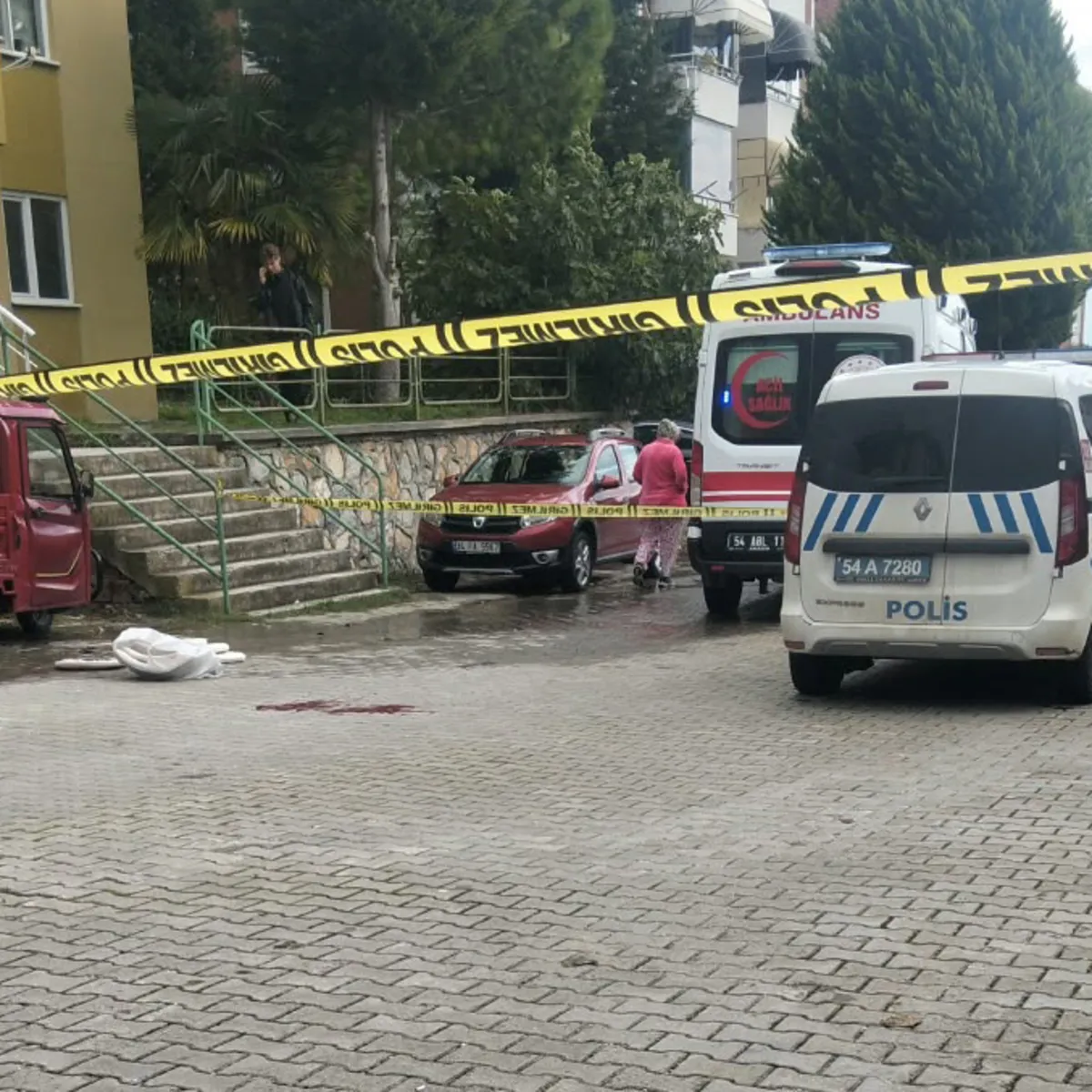 Komşuluk bitti, husumet bitmedi! Karşılaşınca kurşun yağdırdı