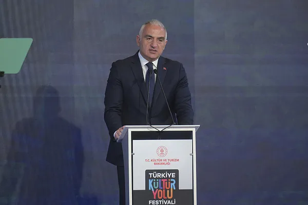 turkiye-kultur-yolu-festivalinin-2024-yili-takvimini-aciklandi-picasso-ve-frida-kahlonun-eserleri-sergilenecek-1711362193008.jpeg Türkiye Kültür Yolu Festivali'nin 2024 yılı takvimini açıklandı! Picasso ve Frida Kahlo'nun eserleri sergilenecek!