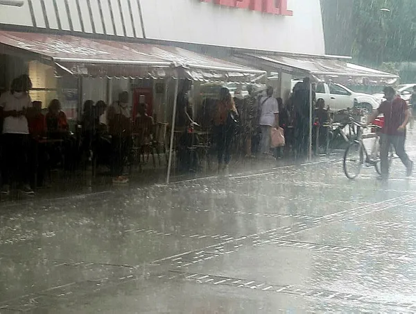 Meteoroloji'den İstanbul için flaş uyarı! Meteoroloji o şehirleri açıkladı! Hangi illere yağmur yağacak! Nerelerde sel bekleniyor? - 9