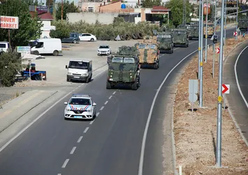 Suriye sınırına komando takviyesi