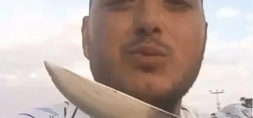 Denizli’de vahşet! Eşini bıçakla yaralayıp canlı yayın yaptı