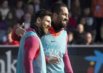 Barcelona, Arda Turan'ı Çin'e satacak