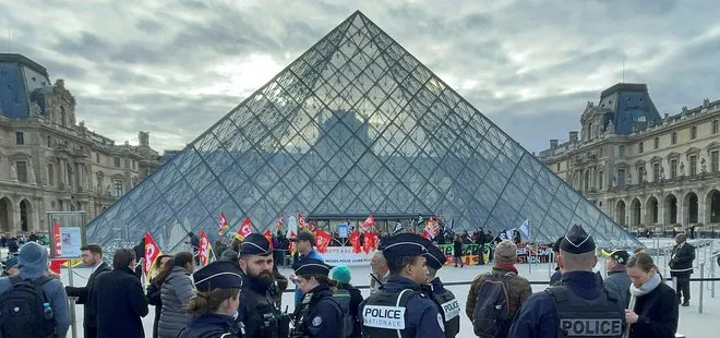 Fransa’da kaos büyüyor! Eyleme Louvre Müzesi de katıldı