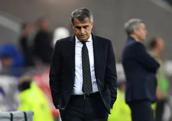 Beşiktaş'ta savunma Mitrovic ve Tosic'e emanet