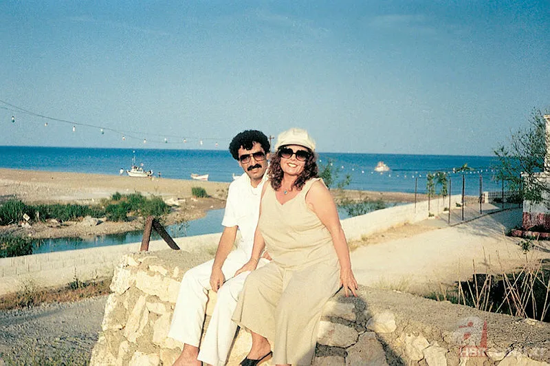 Muhterem Nur kimdir, kaç yaşında? Müslüm Gürses ve Muhterem Nur arasında kaç yaş fark var? 13