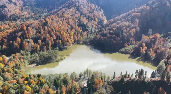 Artvin'in göllerine ziyaretçi akını! Gören hayran kalıyor! Her mevsim ayrı güzellik - 1