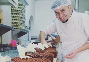 Pasta ustası evde intihar etti