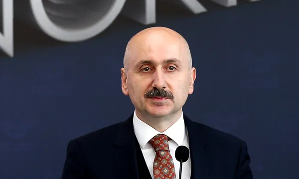 ulastirma-ve-altyapi-bakani-adil-karaismailoglundan-a-habere-ozel-son-dakika-aciklamalari-2022de-hangi-projeler-yapilacak-1641839512593.jpg Ulaştırma ve Altyapı Bakanı Adil Karaismailoğlu'ndan A Haber'e özel son dakika açıklamaları! 2022'de hangi projeler yapılacak? - 2