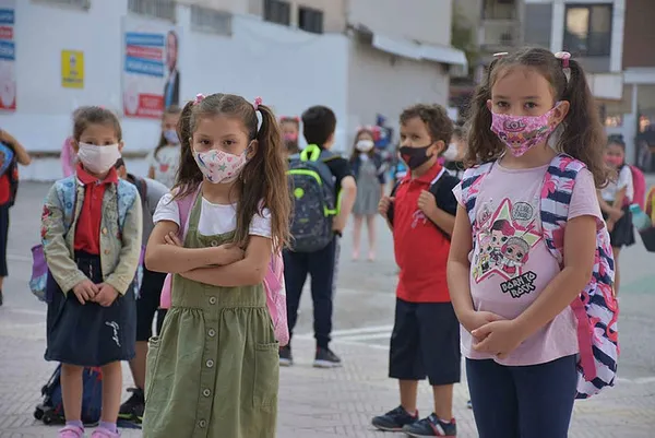 ilkokul-ortaokul-lise-okullar-kapatilacak-mi-meb-son-dakika-2022de-yuz-yuze-egitime-ara-verilecek-mi-1640847344113.jpg Yüz yüze eğitime ara verilecek mi? 2022'de ilkokul, ortaokul, lise okullar kapatılacak mı? MEB açıkladı... - 1