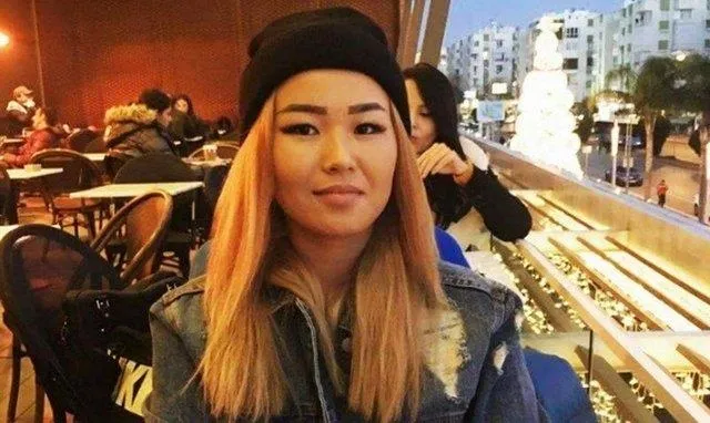 Çocuk bakmak için geldi fuhuş çetesinin eline düştü! - 1