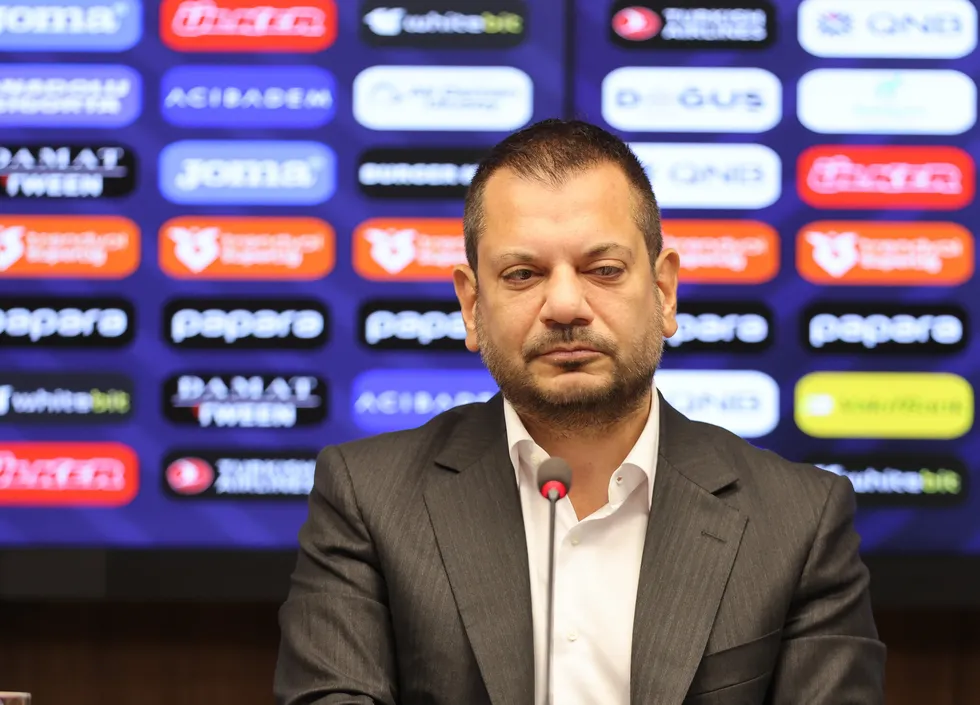 1788702303871.jpg Trabzonspor Başkanı Ertuğrul Doğan'dan Gençlerbirliği maçı öncesi hakem ve VAR tepkisi: "Yalnızca adalet istiyoruz!" - 2