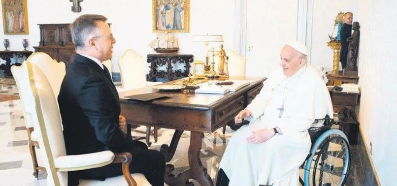 Papa Franciscus'tan Başkan Recep Tayyip Erdoğan'a övgü!