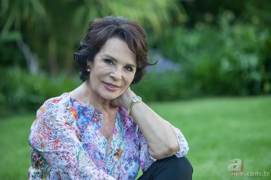 Hülya Koçyiğit: Ameliyat fobim var oradan sağ çıkamam diye korktum 2