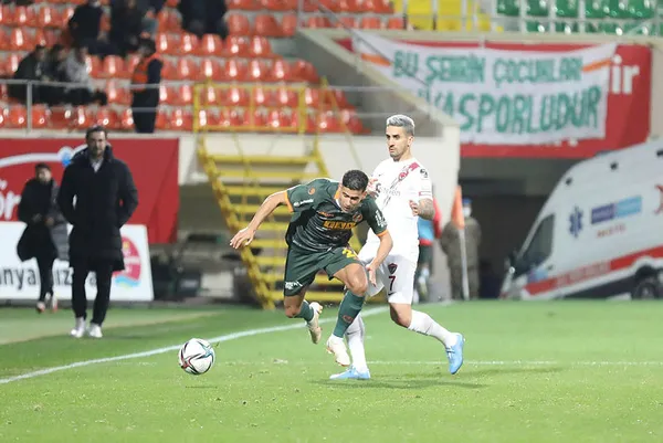 alanyaspor-6-hatayspor-0-mac-sonucu-alanyadan-gol-sov-1642695669982.jpg Alanyaspor: 6 - Hatayspor: 0 MAÇ SONUCU | Alanya'dan gol şov - 1