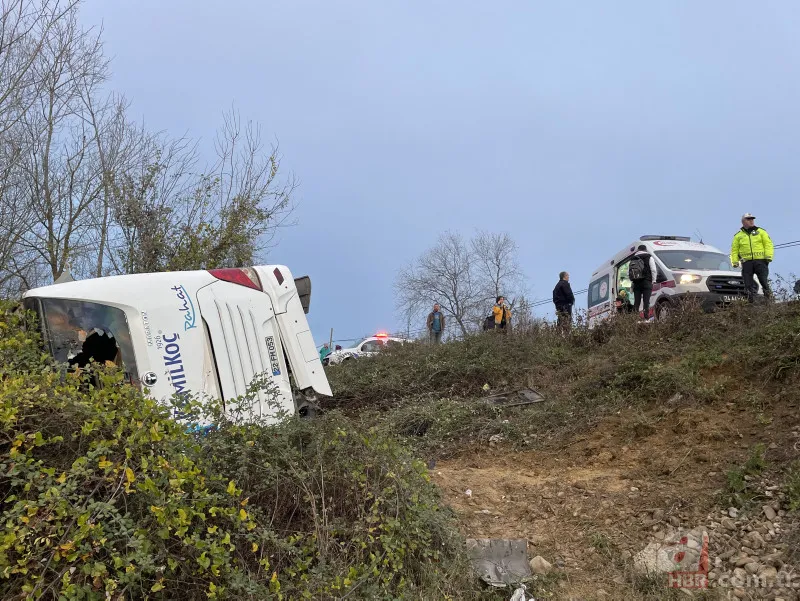 Bartın'da yolcu otobüsü devrildi! Çok sayıda yaralı var 16