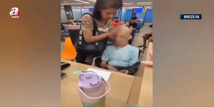 Ölü amcasını kredi için bankaya götürdü! Gerçek polisin gelmesi ile ortaya çıktı