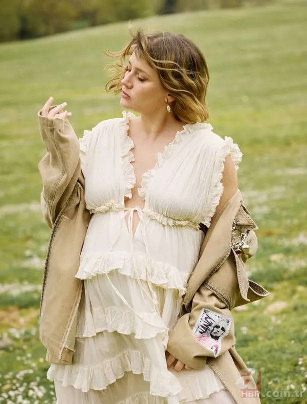 Tahminler doğru çıktı! Gizem Karaca'nın bebeğinin cinsiyeti belli oldu 4