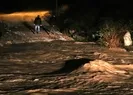 Araç sel sularına kapıldı, iki kişi kayıp!