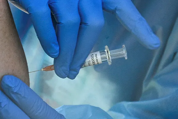 Kovid-19 aşısı olan Prof. Dr. Necmettin Ünal’dan gönüllülere flaş uyarı