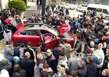 Sinop'ta TOGG şov! Vatandaşlardan yoğun ilgi