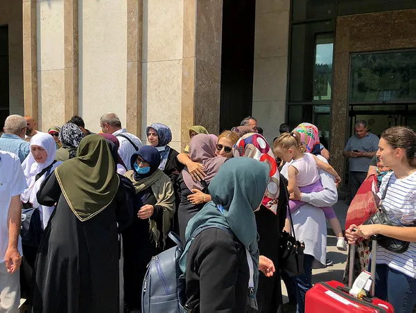 Rize’nin ilk hacı kafilesi kutsal topraklardan döndü - 1