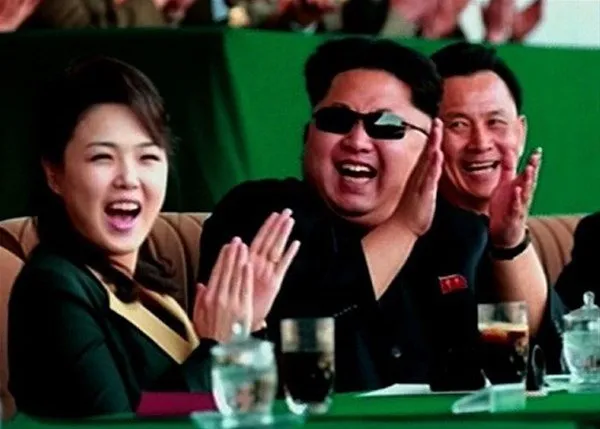 Dünya bunu konuşuyor! Kuzey Kore lideri Kim Jong Un ve eşi...