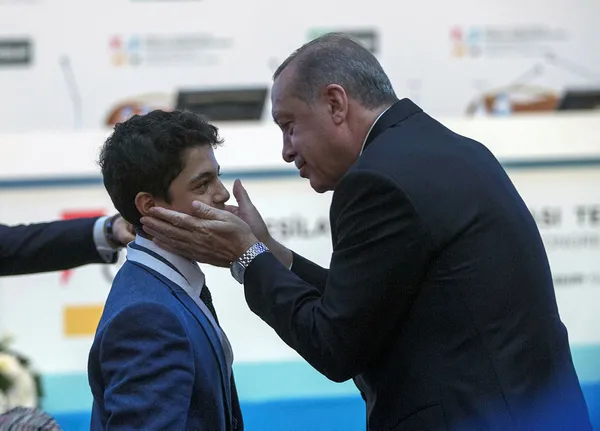 baskan-recep-tayyip-erdogandan-yesilay-danismanlik-merkezleri-acilis-toreninde-son-dakika-aciklamalari-1636135010711.jpg Başkan Recep Tayyip Erdoğan'dan Yeşilay Danışmanlık Merkezleri açılış töreninde son dakika açıklamaları - 3