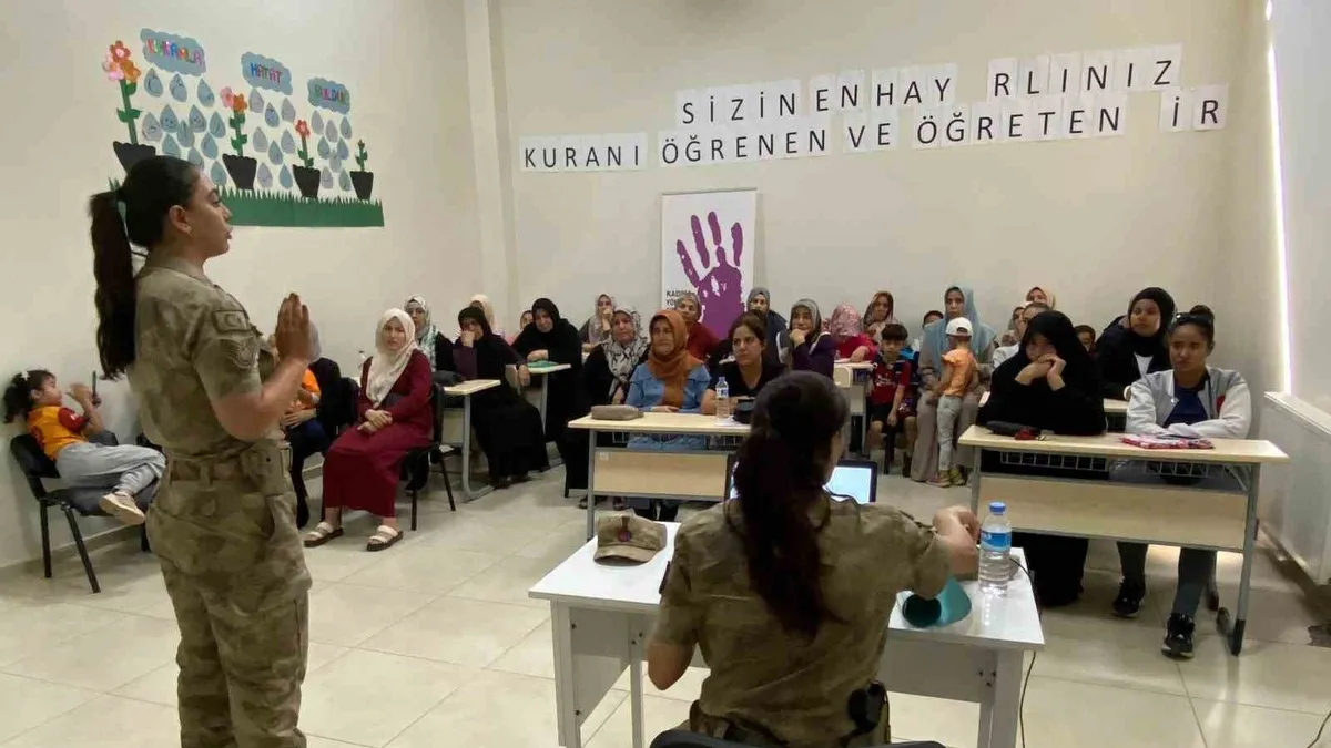 Gaziantep'te jandarma KADES uygulamasını anlattı