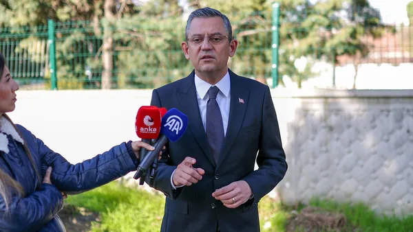 Akşener Özgür Özel’in Balıkesir’de jest isteğine yanıt verdi: Bıktım usandım midem bulanıyor artık