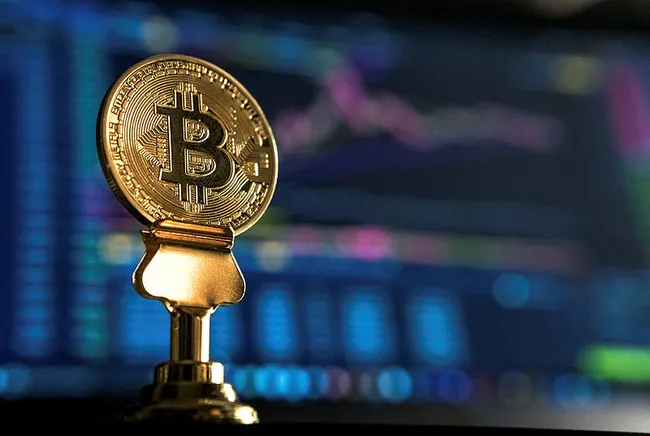 Bitcoin yüzde 35 kayıpla 38,000 dolar düzeyine kadar düştü