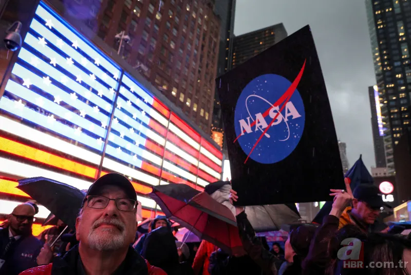 NASA'nın uzay aracı InSight Mars'a indi | İşte ilk fotoğraf 19