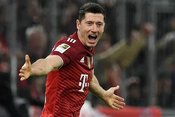 2021-ballon-dor-odulunun-sahibi-lionel-messi-1638220250590.jpg 2021 Ballon d'Or ödülünün sahibi Lionel Messi - 2