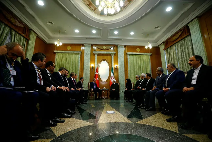 Cumhurbaşkanı Erdoğan Soçi’de Ruhani ile görüştü