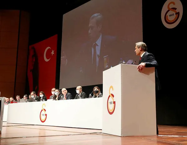 1648330046398.jpg Galatasaray'da olaylı gece! Mali Genel Kurul halen devam ediyor! Burak Elmas ibra edilecek mi? - 4
