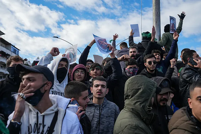 suriyede-federasyon-fitnesi-sam-yonetimi-hedef-alindi-1766930341198.jpg Lazkiye, Suriye (EPA)